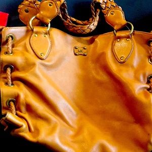 Michael  kors  pruse with men tie